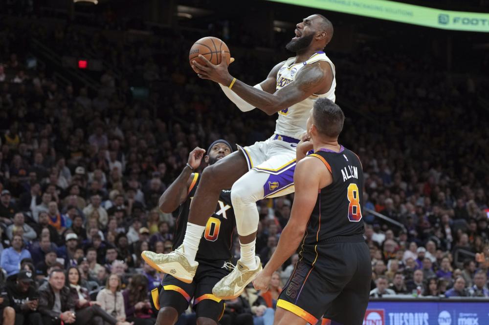 合展示了他 合展示了他