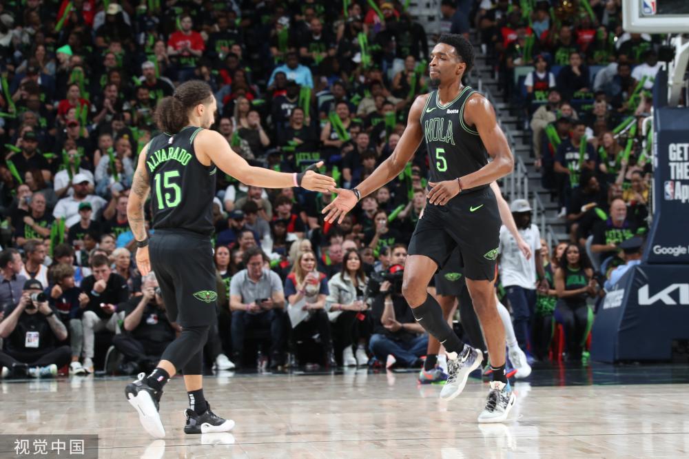 中更快速地 中更快速地