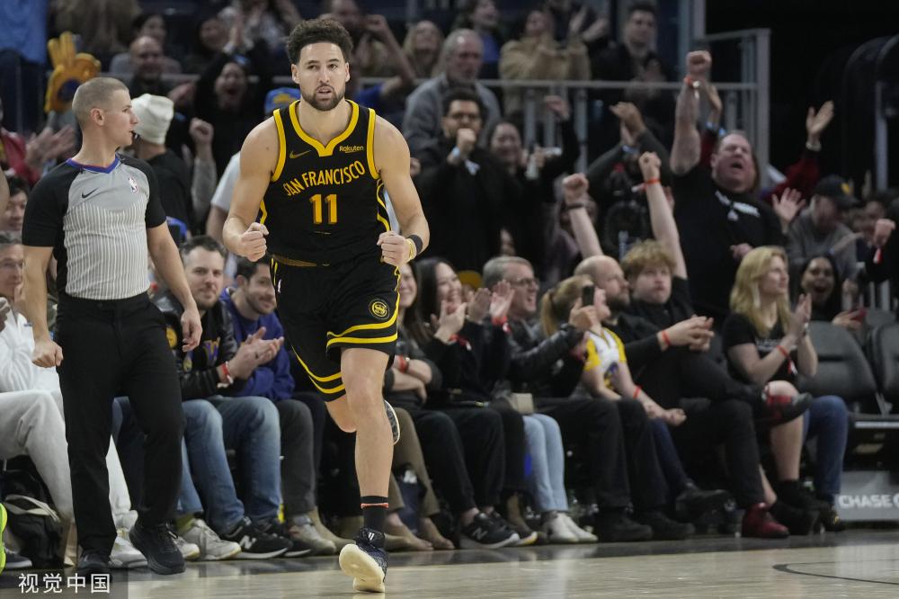 首发表现出 首发表现出